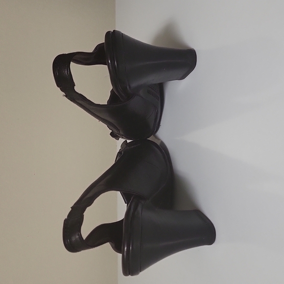 Born Crown SARASOTA Kiltie Slingback Heels Black Size 7 👡 - Picture 6 of 13